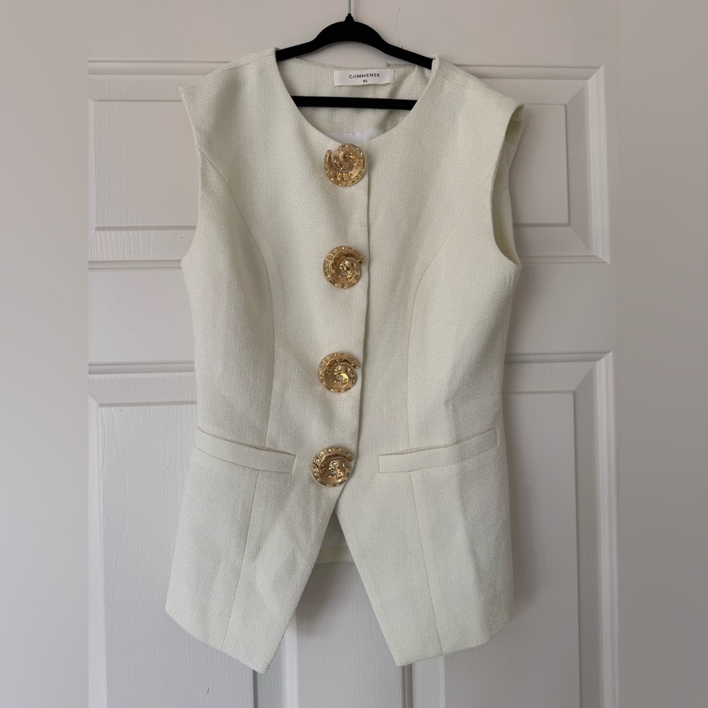 Commense Cream Jacket with Gold Button - Picture 4 of 6